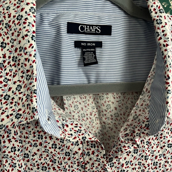 Brand New CHAPS no iron XXL Women’s Floral button up top in perfect condition - Picture 9 of 9